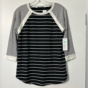 Pink Clover 3/4 Sleeve Black and White Stripped Women’s Small Tee
